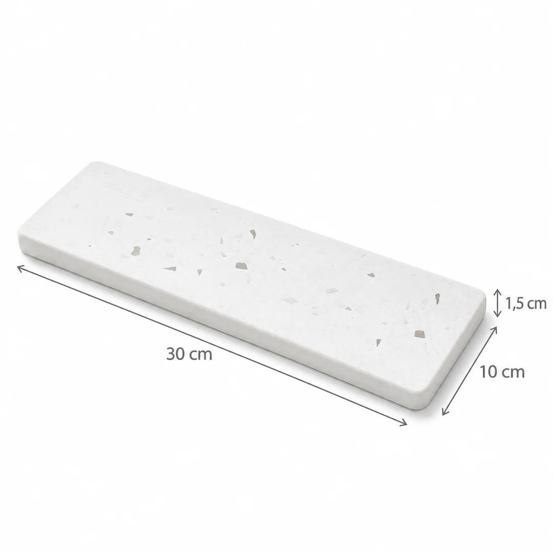 Plateau Terrazzo Fall de 30 cm de long, 10 cm de large et 1,5 cm d’épaisseur